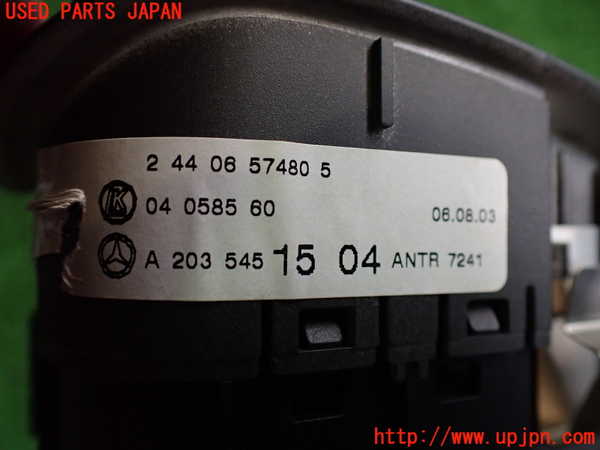 2UPJ-9230676285]ベンツCLK320(209365)ライトスイッチ 中古_3