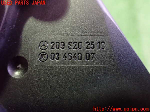 2UPJ-9230676306]ベンツCLK320(209365)スイッチ1 中古_3