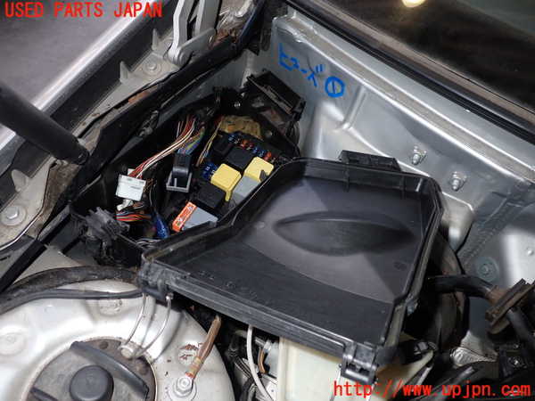 2UPJ-9230676741]ベンツCLK320(209365)ヒューズボックス1 中古_2
