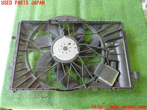 2UPJ-9230676836]ベンツCLK320(209365)電動ファン1 中古_5