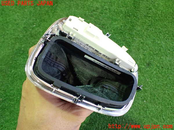 2UPJ-9230677570]ベンツCLK320(209365)シフトノブ 中古_4