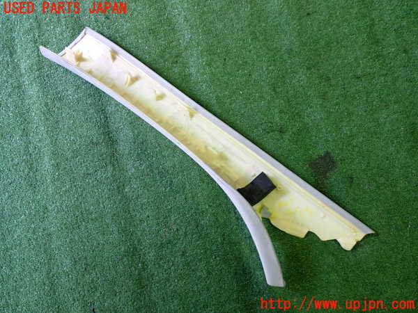 2UPJ-9230677655]ベンツCLK320(209365)右フロントピラートリム 中古_4