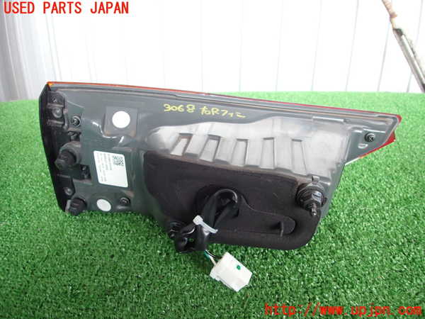 2UPJ-9230681550]レクサス・IS300(ASE30)右リアフィニッシャー 中古_2