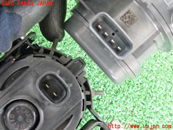2UPJ-9230682110]レクサス・IS300(ASE30)ウォーターポンプ 中古_5