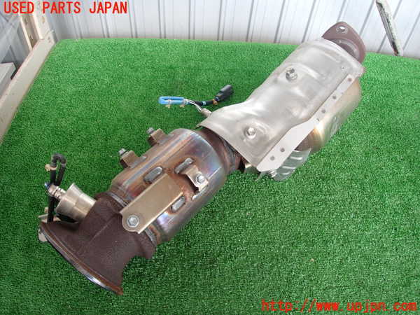 2UPJ-9230682661]レクサス・IS300(ASE30)触媒1 中古_2