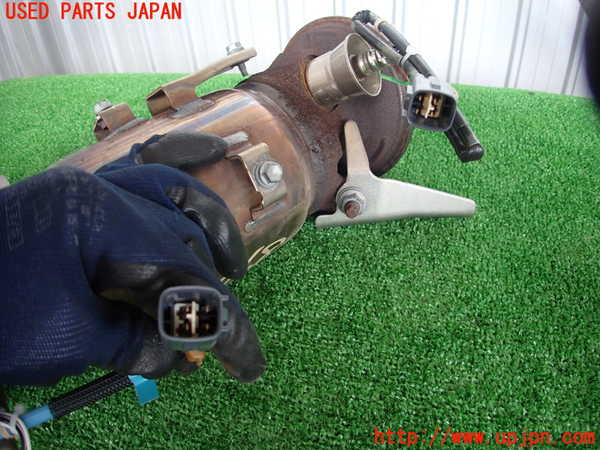 2UPJ-9230682661]レクサス・IS300(ASE30)触媒1 中古_5
