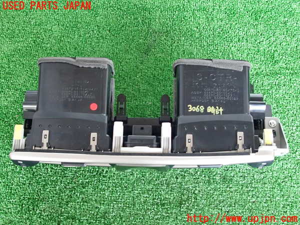 2UPJ-9230687850]レクサス・IS300(ASE30)時計 中古_4
