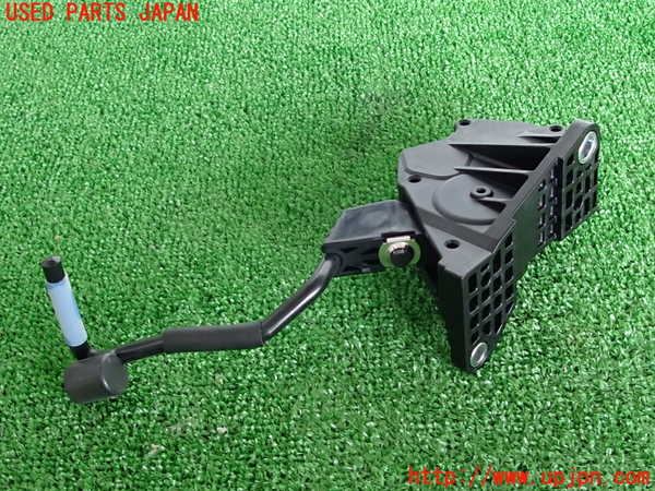 2UPJ-9230686381]レクサス・IS300(ASE30)センサー1 中古_2