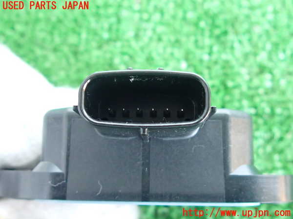 2UPJ-9230686383]レクサス・IS300(ASE30)センサー3 (ヨーレート) 中古_4