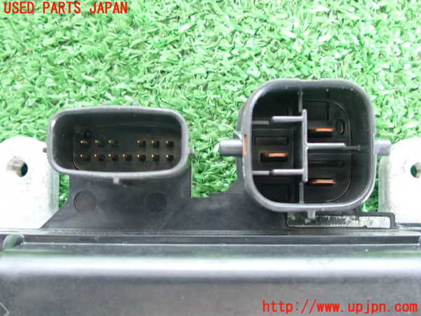 2UPJ-9230686135]レクサス・IS300(ASE30)パワステコンピューター 中古_5