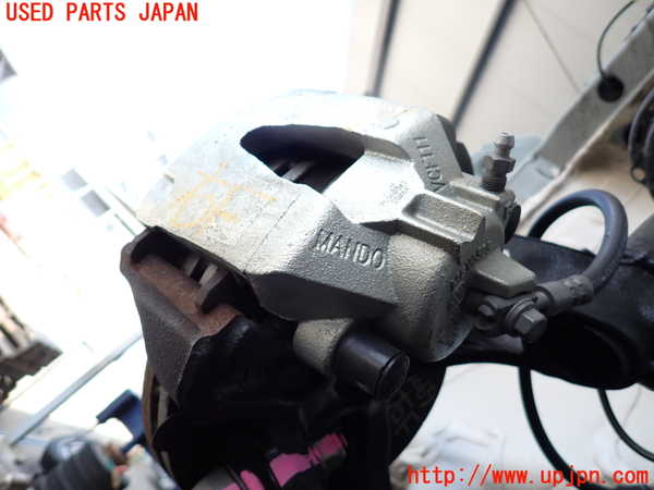 2UPJ-9230694080]VW ポロ(AWDKL)右フロントキャリパー 中古_2