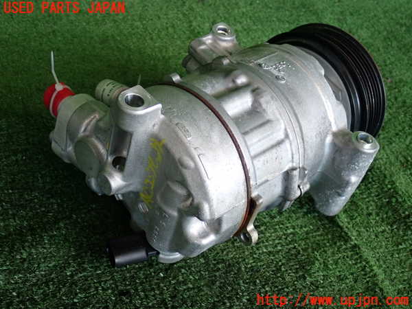 2UPJ-9230696025]VW ポロ(AWDKL)エアコンコンプレッサー 中古_2