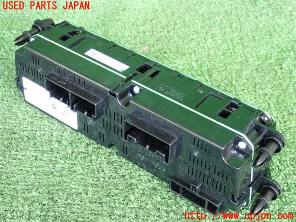 2UPJ-9230696066]VW ポロ(AWDKL)エアコンスイッチ1 中古_2