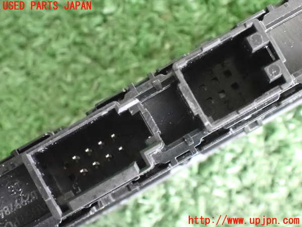 2UPJ-9230696307]VW ポロ(AWDKL)スイッチ2 (アイドリングストップOFF/駐車アシスト/コーナーセンサー) 中古_4