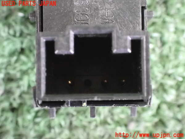 2UPJ-9230696245]VW ポロ(AWDKL)左前パワーウィンドウスイッチ 中古_4