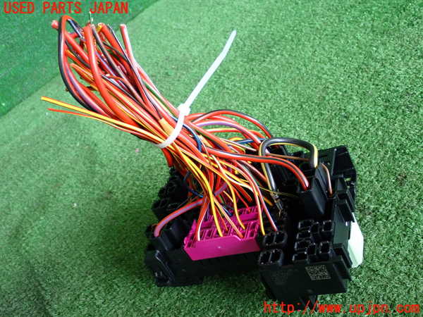 2UPJ-9230696741]VW ポロ(AWDKL)ヒューズボックス1 中古_2