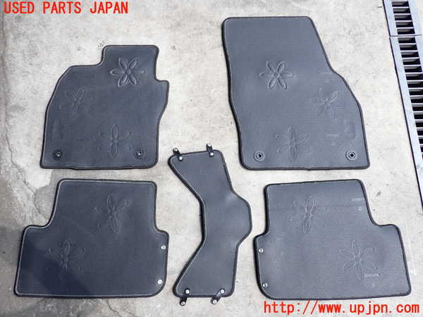 2UPJ-9230697800]VW ポロ(AWDKL)フロアマット 中古_2