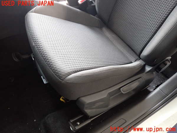 2UPJ-9230697065]VW ポロ(AWDKL)助手席シート 中古_3