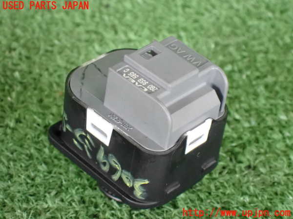 2UPJ-9230696280]VW ポロ(AWDKL)ミラースイッチ 中古_2