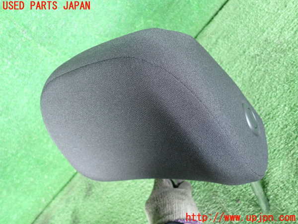 2UPJ-9230697040]VW ポロ(AWDKL)運転席ヘッドレスト 中古_2