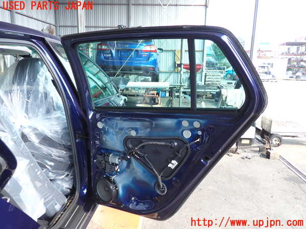 2UPJ-9230701290]VW ゴルフ(AUCJZ)右後ドア (43R-001108) 中古_2