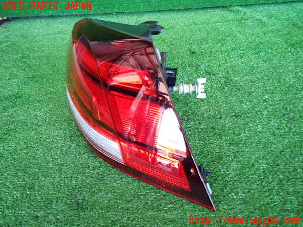 2UPJ-9230701530]VW ゴルフ(AUCJZ)右テールランプ 中古_2