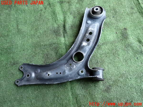 2UPJ-9230705186]VW ゴルフ(AUCJZ)左フロントロアアーム1 中古_2