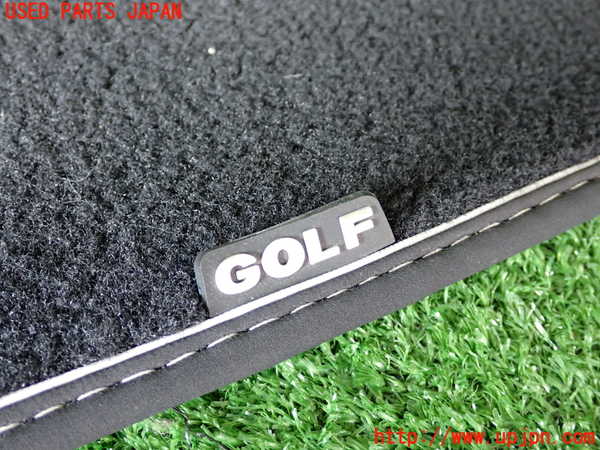 2UPJ-9230707800]VW ゴルフ(AUCJZ)フロアマット 中古_3