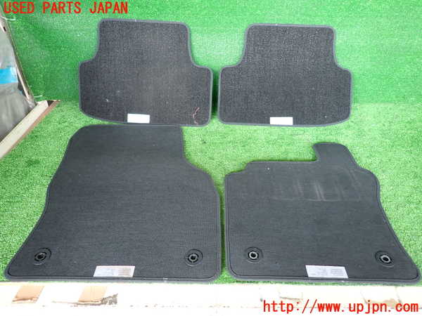 2UPJ-9230707800]VW ゴルフ(AUCJZ)フロアマット 中古_4