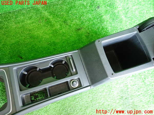 2UPJ-9230707540]VW ゴルフ(AUCJZ)センターコンソール 中古_3
