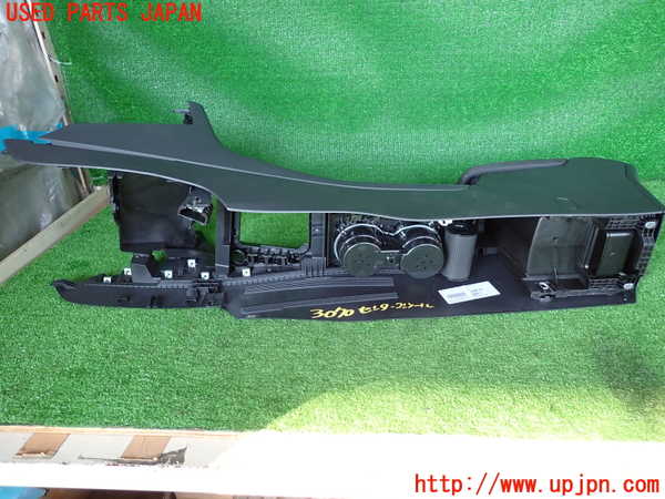 2UPJ-9230707540]VW ゴルフ(AUCJZ)センターコンソール 中古_5