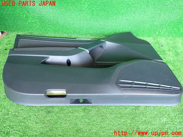 2UPJ-9230701264]VW ゴルフ(AUCJZ)左前ドア内張り 中古_4