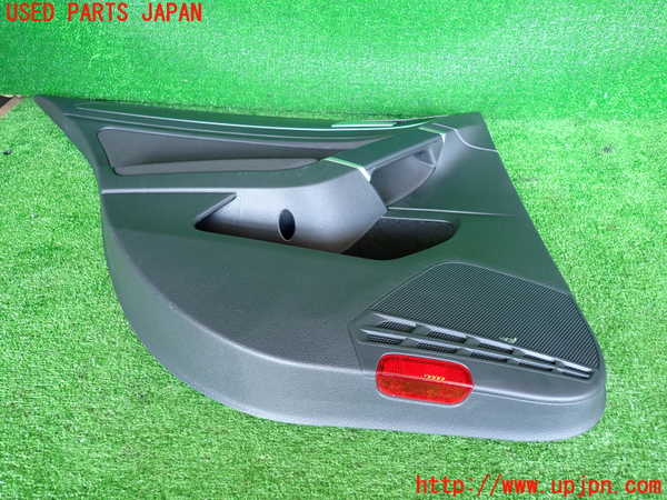 2UPJ-9230701324]VW ゴルフ(AUCJZ)左後ドア内張り 中古_4