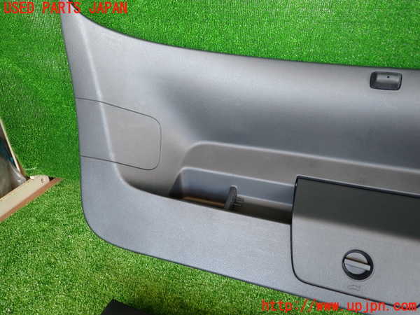 2UPJ-9230701578]VW ゴルフ(AUCJZ)バックドア内張り 中古_3