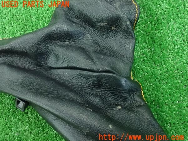 3UPJ=9230710615]アルファロメオ 147 GTA(937AXL)純正 サイドブレーキノブ ブーツ 中古_4