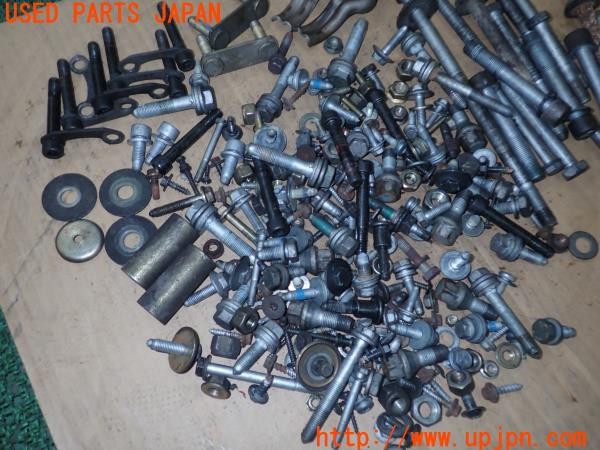 3UPJ=9230710720]アルファロメオ 147 GTA(937AXL)ネジ・ナット・ステー類 セット ジャンク_2