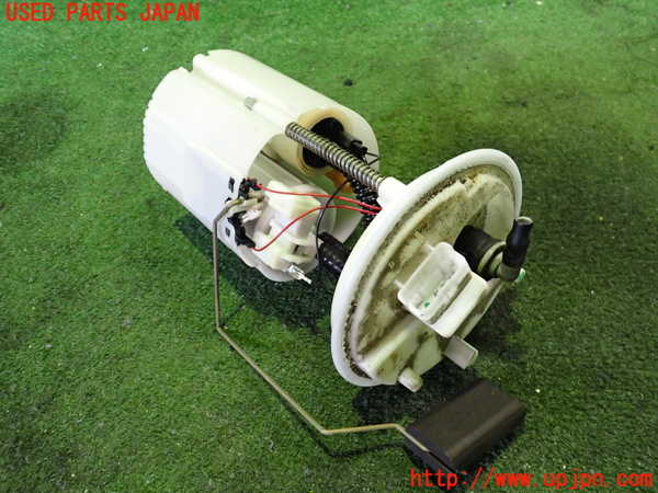 2UPJ-9230712510]アルファロメオ・147 GTA(937AXL)燃料ポンプ 中古_2