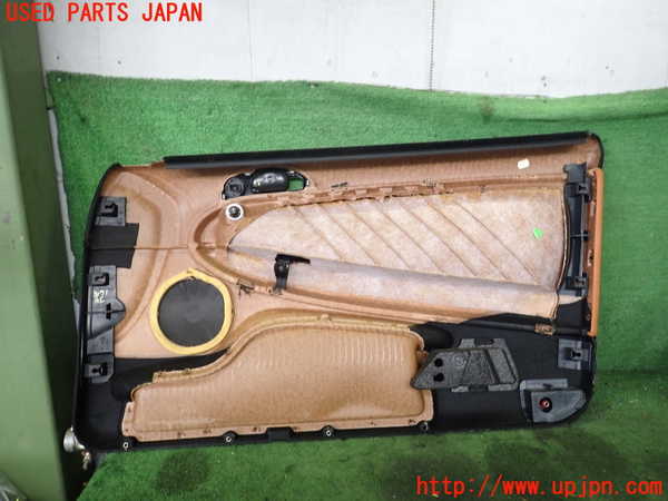2UPJ-9230711264]アルファロメオ・147 GTA(937AXL)左ドア内張り 中古_3