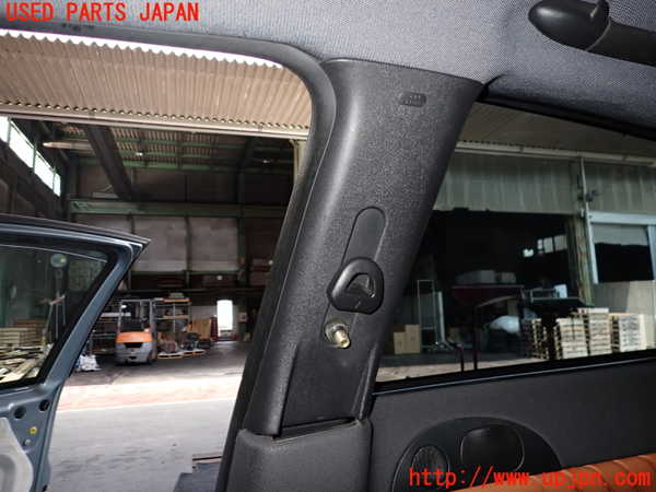 2UPJ-9230717675]アルファロメオ・147 GTA(937AXL)右リアピラートリム 中古_2