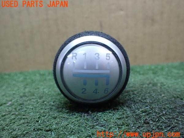 3UPJ=9230720614]BMW 135i(UC35 E82)前期 BMW Performance シフトノブ 6MT 中古_3