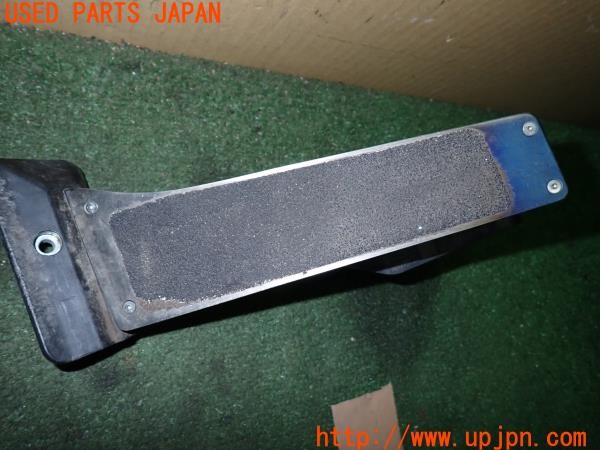 3UPJ=9230720630]BMW 135i(UC35 E82)前期 社外 ペダルカバー 中古_2