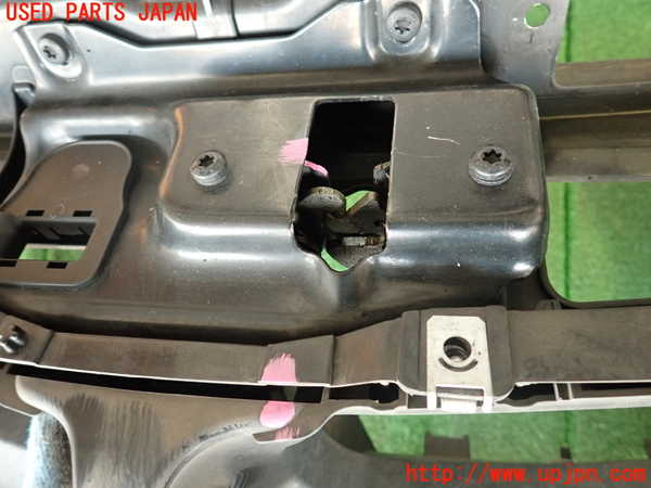 2UPJ-9230721041]BMW 135i クーペ(UC35)コアサポート 中古 (E82)_3