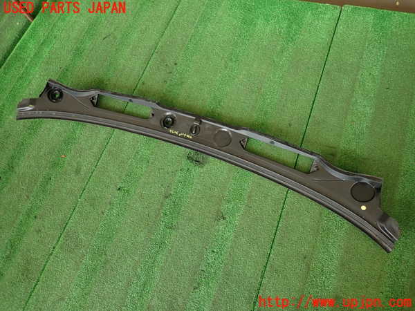 2UPJ-9230721190]BMW 135i クーペ(UC35)カウルトップ 中古 (E82)_5