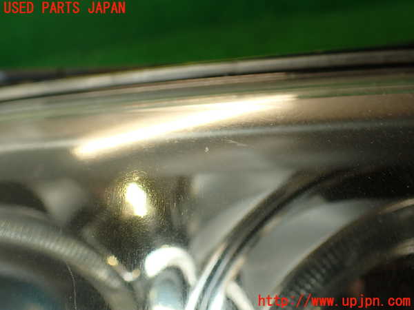 2UPJ-9230721130]BMW 135i クーペ(UC35)右ヘッドライト HID 中古 (E82)_3
