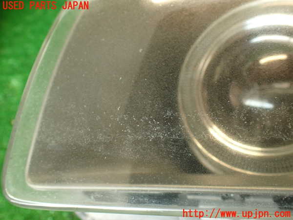 2UPJ-9230721132]BMW 135i クーペ(UC35)左ヘッドライト HID 中古 (E82)_3