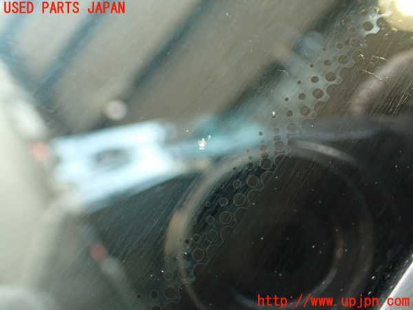 2UPJ-9230721195]BMW 135i クーペ(UC35)フロントガラス (43R-001586) 中古 (E82)_2