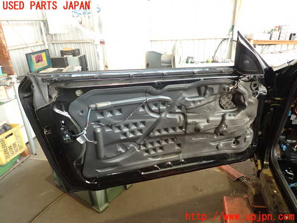2UPJ-9230721260]BMW 135i クーペ(UC35)左前ドア (43R-001582) 中古 (E82)_4