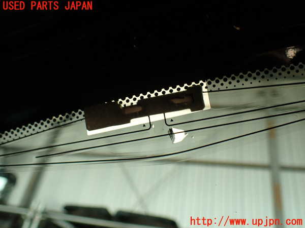 2UPJ-9230721382]BMW 135i クーペ(UC35)左クォーターガラス (43R-001057) 中古 (E82)_3