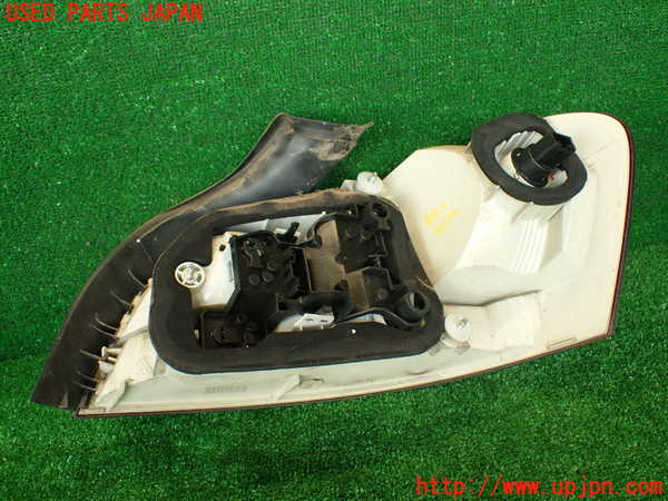 2UPJ-9230721536]BMW 135i クーペ(UC35)左テールランプ 中古 (E82)_4