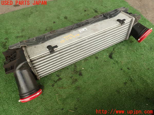 2UPJ-9230722451]BMW 135i クーペ(UC35)インタークーラー1 中古 (E82)_3